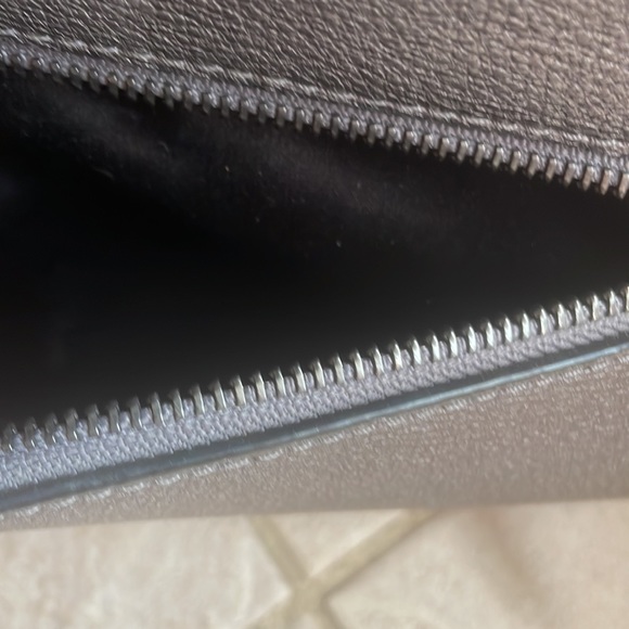 HENRI BENDEL | Silver Crome Bag - Picture 4 of 9